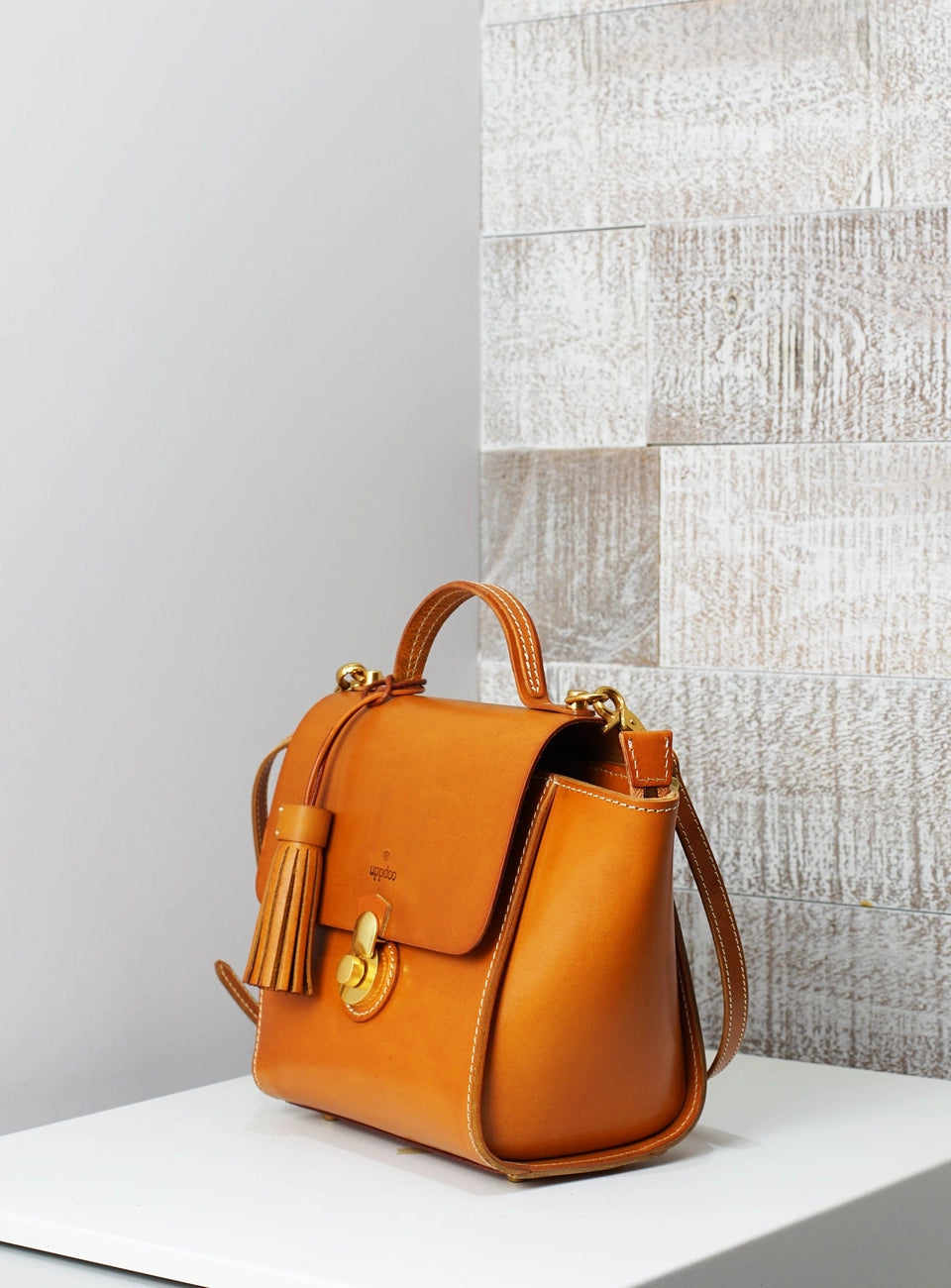 Vive Classic Top Handle Satchel - Caramel Brown