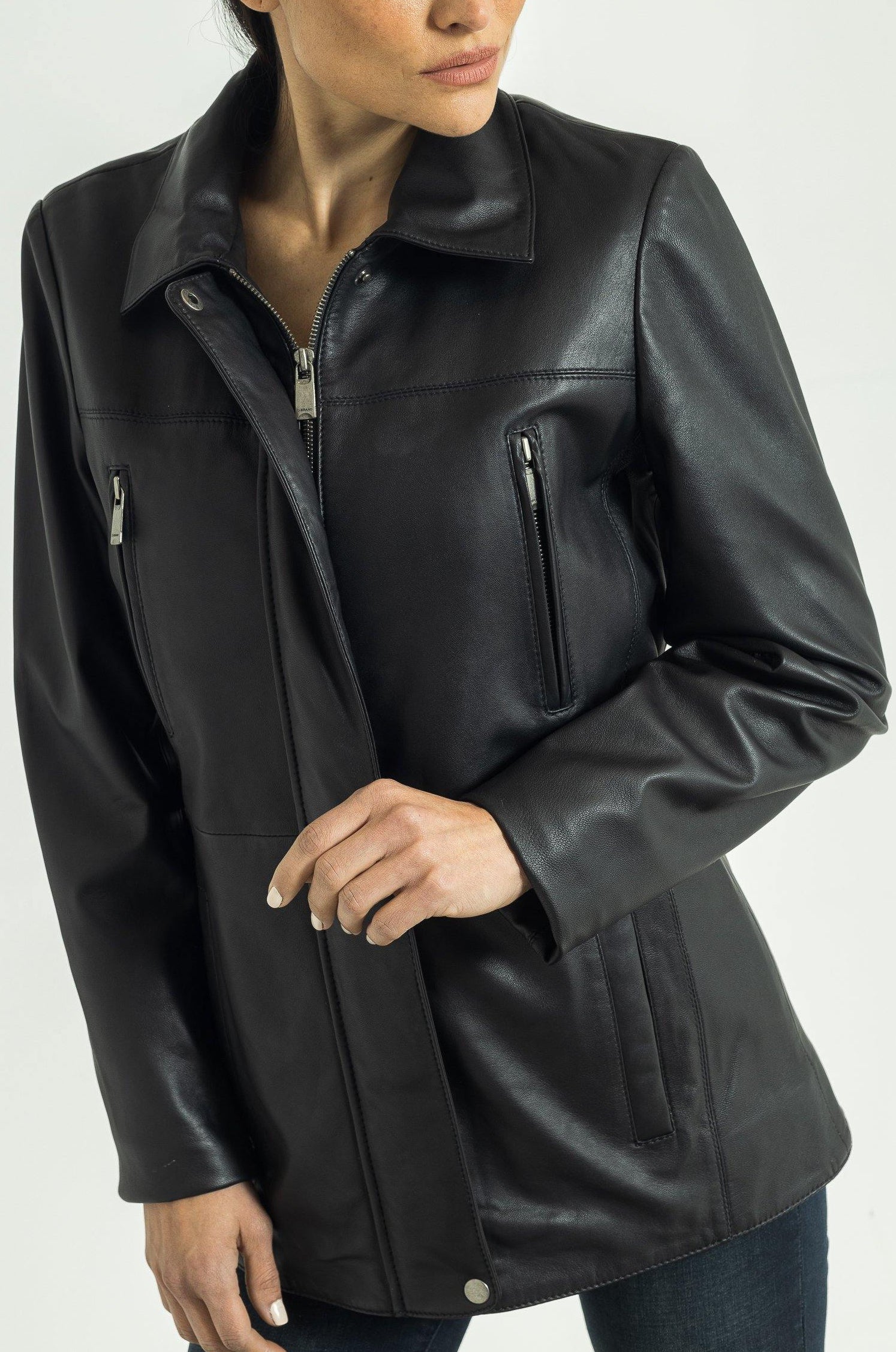 Sandra - Cuir Dimitri