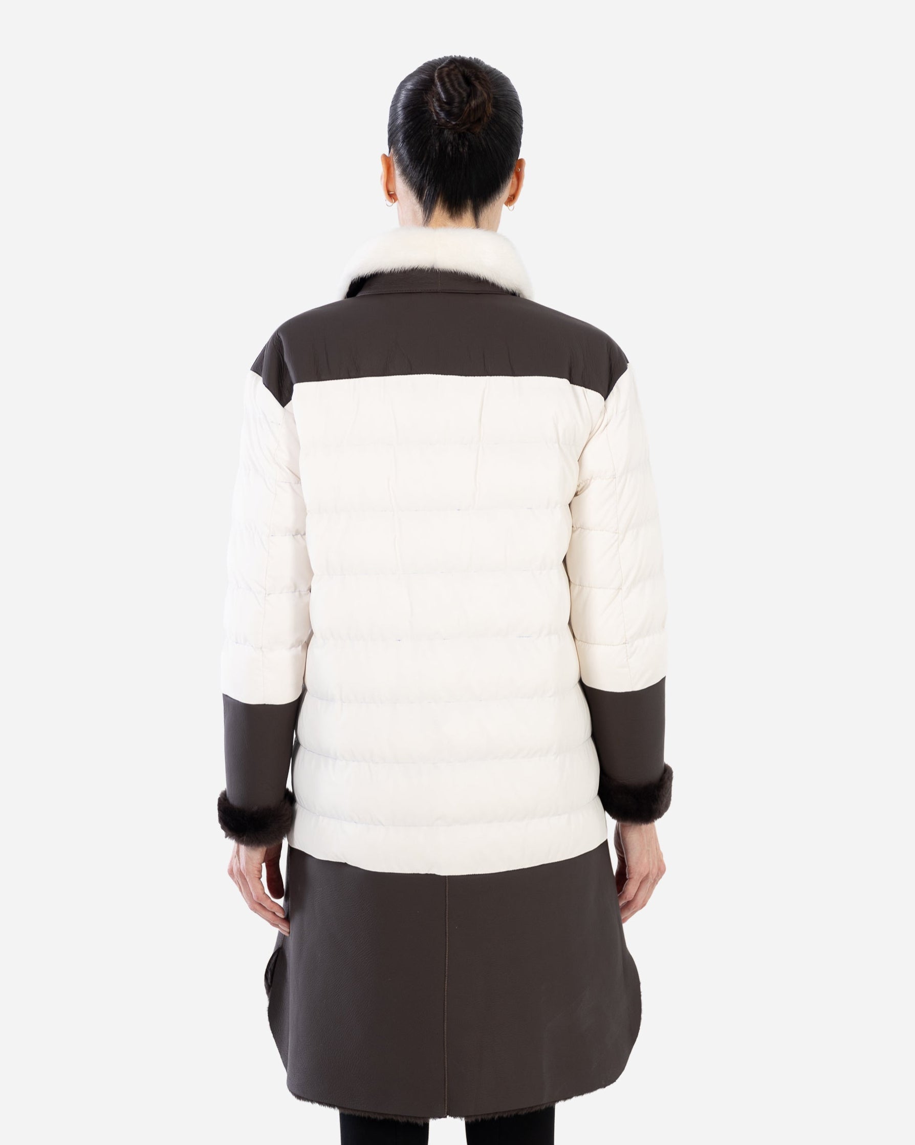 Yara  blends soft shearling  panels  Parka